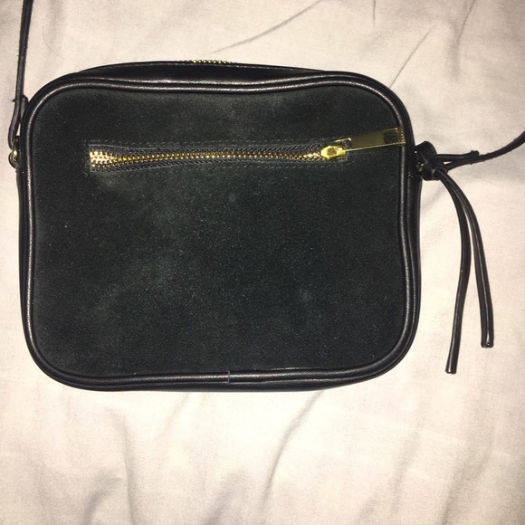 Black cross body purse - Picture 2 of 4